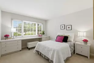 19201 Harleigh Dr, Saratoga, CA 95070 - Photo 17