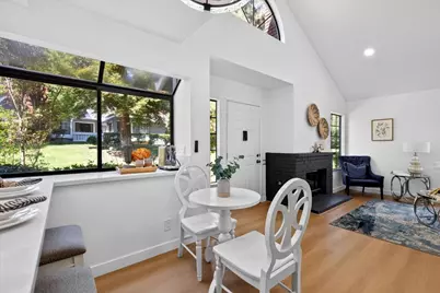 2705 Buena View Ct, San Jose, CA 95121 - Photo 9
