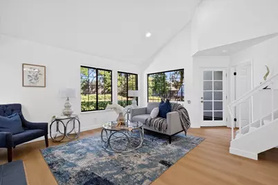 2705 Buena View Ct, San Jose, CA 95121 - Photo 5