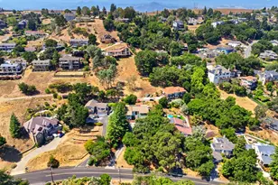 17411 Holiday Dr, Morgan Hill, CA 95037 - Photo 65