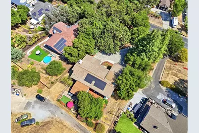 17411 Holiday Dr, Morgan Hill, CA 95037 - Photo 71