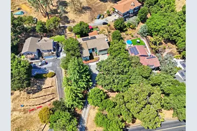 17411 Holiday Dr, Morgan Hill, CA 95037 - Photo 73