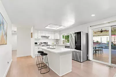 17411 Holiday Dr, Morgan Hill, CA 95037 - Photo 21