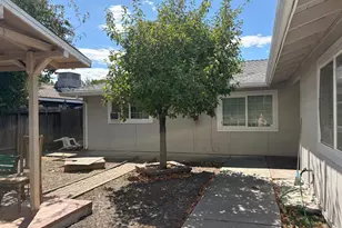 8733 San Pasqual Way, Stockton, CA 95210 - Photo 3