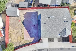 425 W 8th St, Pittsburg, CA 94565 - Photo 29