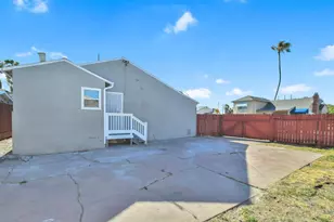 425 W 8th St, Pittsburg, CA 94565 - Photo 23