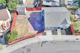 425 W 8th St, Pittsburg, CA 94565 - Photo 27