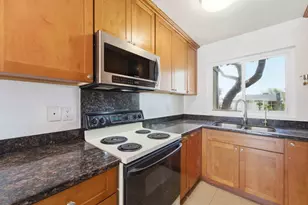 3341 Innerwick Ln, San Jose, CA 95121 - Photo 11
