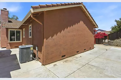 2736 Reno Dr, San Jose, CA 95148 - Photo 23