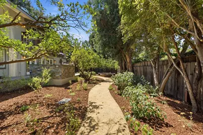 1021 Alegre Ave, Los Altos, CA 94024 - Photo 17
