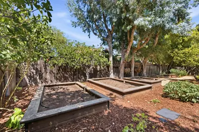 1021 Alegre Ave, Los Altos, CA 94024 - Photo 11