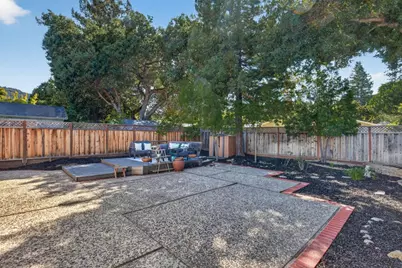 14271 Springer Ave, Saratoga, CA 95070 - Photo 29