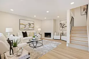 425 Poppy Pl, Mountain View, CA 94043 - Photo 3