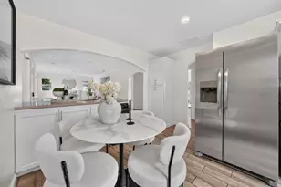 2433 Homewood Dr, San Jose, CA 95128 - Photo 9