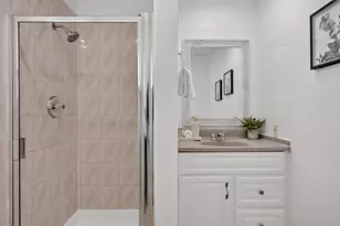 2433 Homewood Dr, San Jose, CA 95128 - Photo 21
