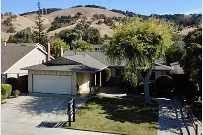 560 Elvis Dr, San Jose, CA 95123 - Photo 1