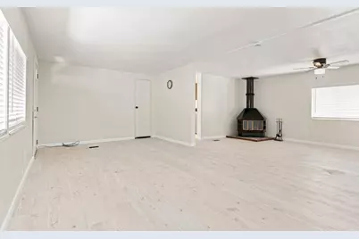 812 W Clover Rd 75, Tracy, CA 95376 - Photo 13