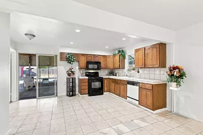 13001 Brown Ave, San Jose, CA 95111 - Photo 11