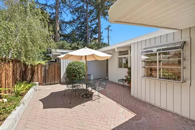 4055 Ben Lomond Dr, Palo Alto, CA 94306 - Photo 3