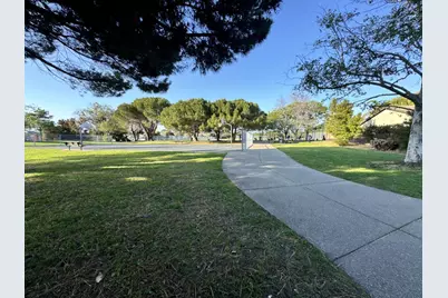 451 Neptune Dr, Redwood City, CA 94065 - Photo 47