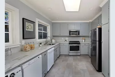 1135 Guinda St, Palo Alto, CA 94301 - Photo 3