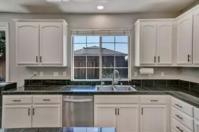 28252 S Lindly Ln, Tracy, CA 95304 - Photo 21