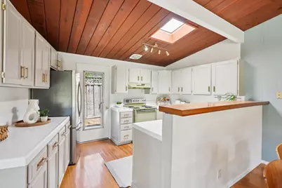 938 Van Auken Cir, Palo Alto, CA 94303 - Photo 11