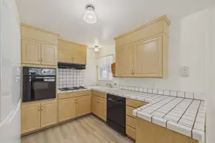 5771 W Walbrook Dr, San Jose, CA 95129 - Photo 17