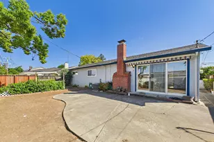 5771 W Walbrook Dr, San Jose, CA 95129 - Photo 37