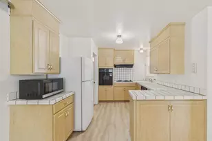 5771 W Walbrook Dr, San Jose, CA 95129 - Photo 13