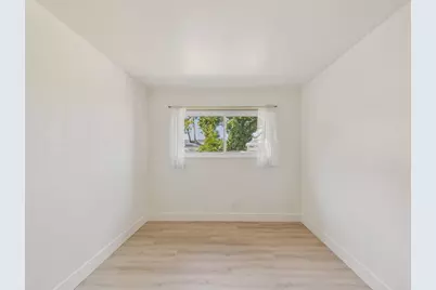 5771 W Walbrook Dr, San Jose, CA 95129 - Photo 19