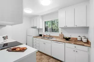 675 Sharon Park Dr 208, Menlo Park, CA 94025 - Photo 27