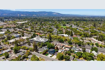 11841 Southwood Dr, Saratoga, CA 95070 - Photo 75