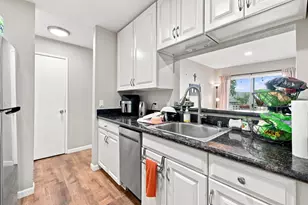 680 Dartmore Ln 259, Hayward, CA 94544 - Photo 11