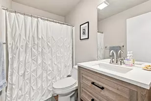 680 Dartmore Ln 259, Hayward, CA 94544 - Photo 21