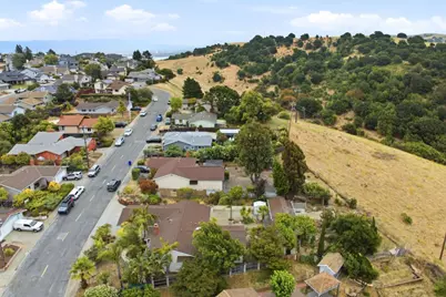92 Welle Rd, Crockett, CA 94525 - Photo 49