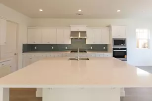 625 Santa Lucia Wy, Marina, CA 93933 - Photo 11
