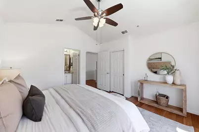 13 Creekside Ln, San Mateo, CA 94401 - Photo 25