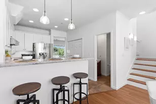 13 Creekside Ln, San Mateo, CA 94401 - Photo 11