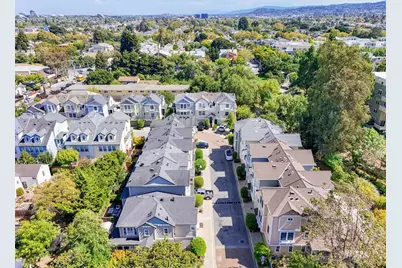 13 Creekside Ln, San Mateo, CA 94401 - Photo 53