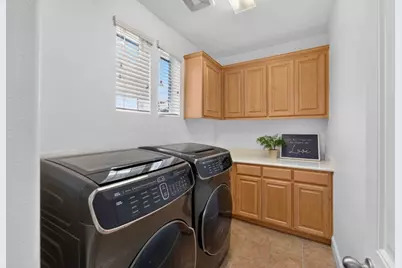 1370 Sunrise Dr, Gilroy, CA 95020 - Photo 41