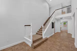 1370 Sunrise Dr, Gilroy, CA 95020 - Photo 29