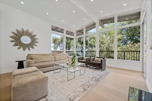15499 Bohlman Rd, Saratoga, CA 95070 - Photo 3