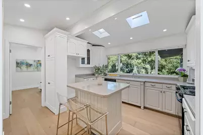 15499 Bohlman Rd, Saratoga, CA 95070 - Photo 9