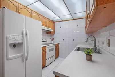 1945 Mount Vernon Ct 11, Mountain View, CA 94040 - Photo 13