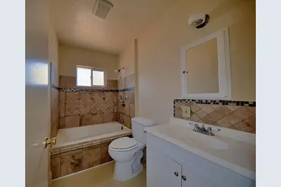 4430 Bidwell Pl, Stockton, CA 95207 - Photo 13