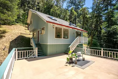 1060 Redwood Dr, Aptos, CA 95003 - Photo 11