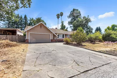 533 Hart Ln, Sebastopol, CA 95472 - Photo 1