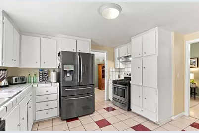 3560 Eastridge Dr, San Jose, CA 95148 - Photo 11