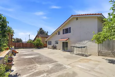 3560 Eastridge Dr, San Jose, CA 95148 - Photo 37